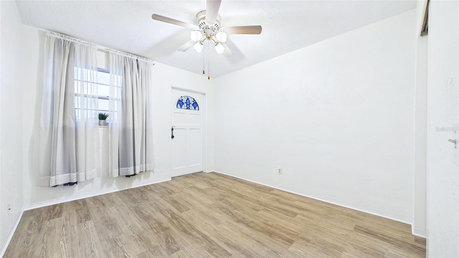 2454 AUSTRALIA WAY E #32 — photo 44
