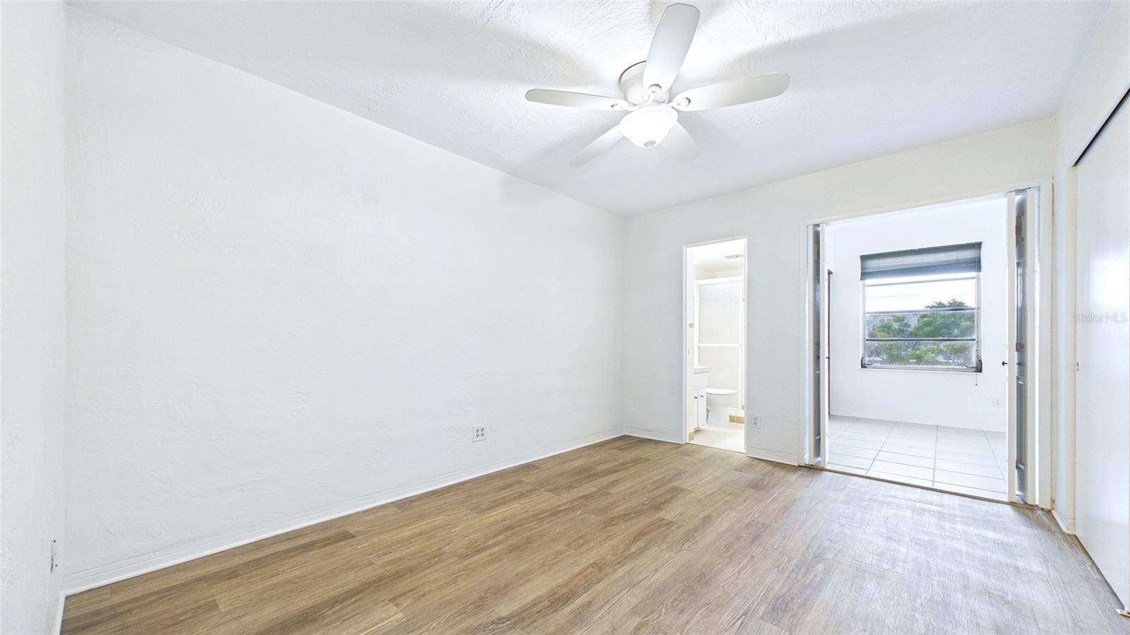 2454 AUSTRALIA WAY E #32 — photo 37