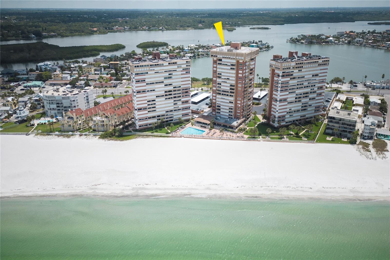 17920 GULF BLVD #2008 — photo 36