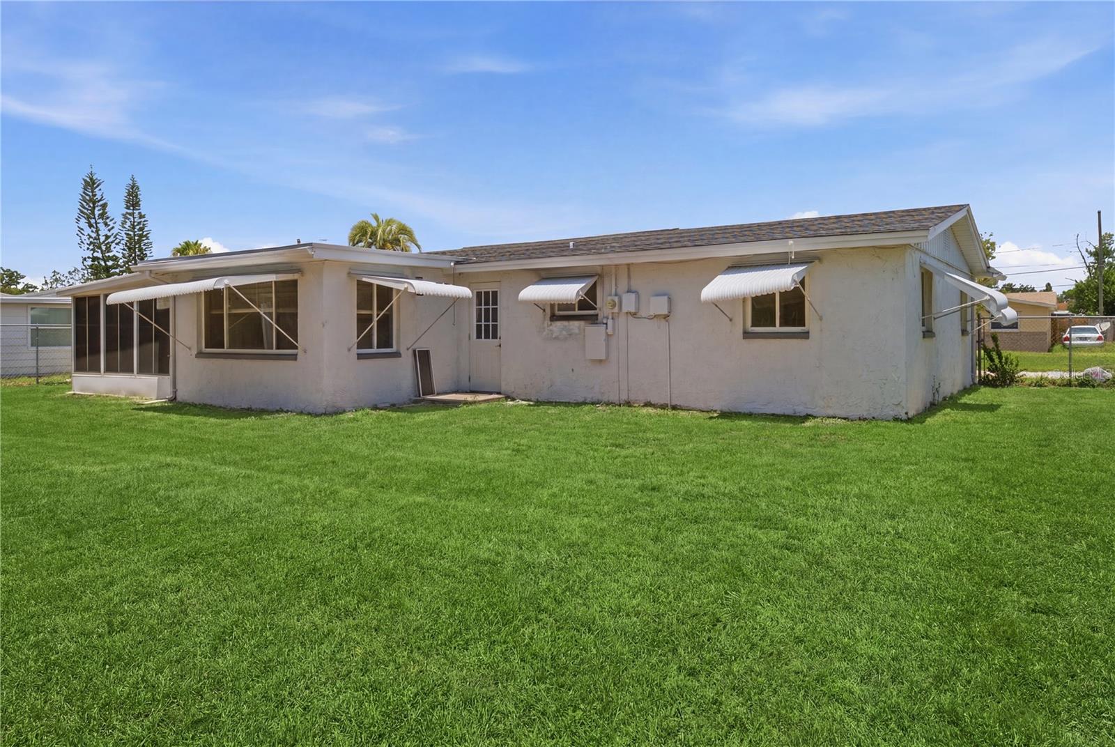 4810 GUARDIAN AVE — photo 34