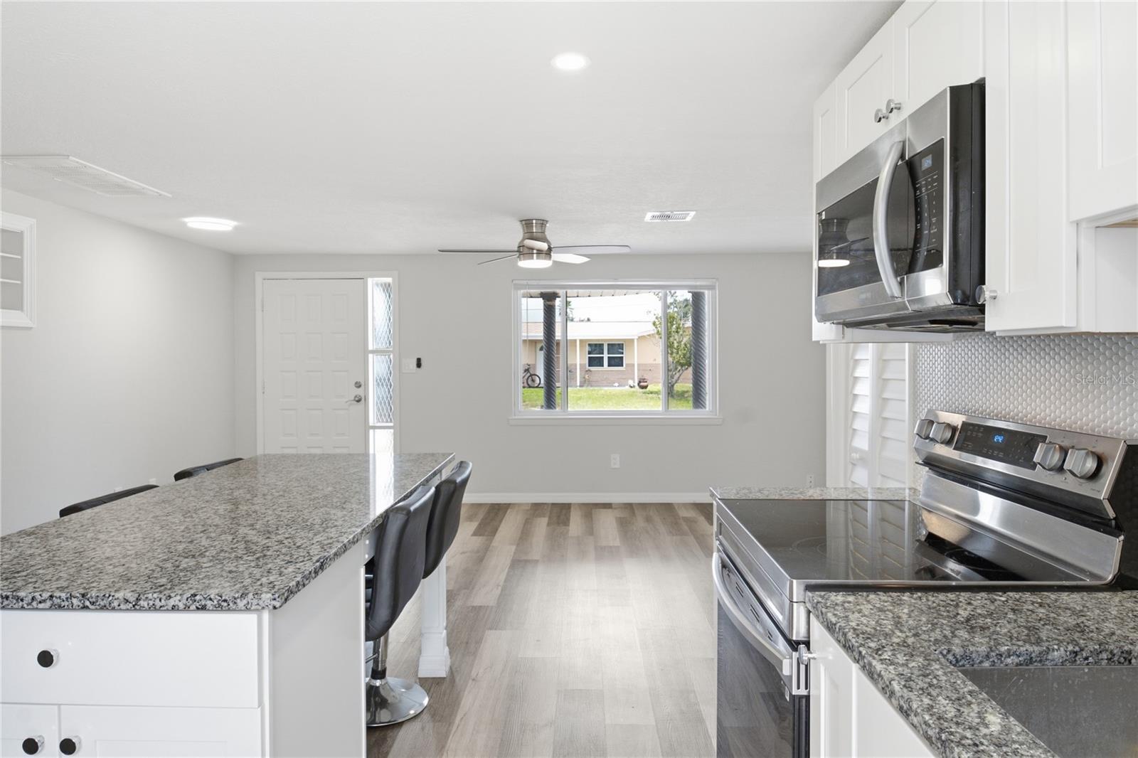 4810 GUARDIAN AVE — photo 11