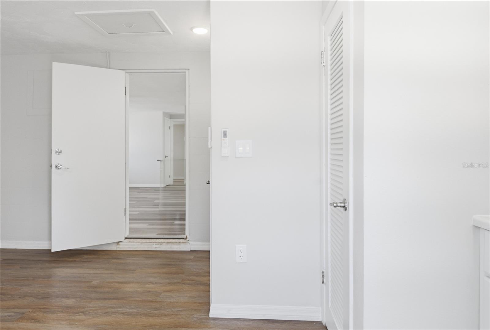 4810 GUARDIAN AVE — photo 26