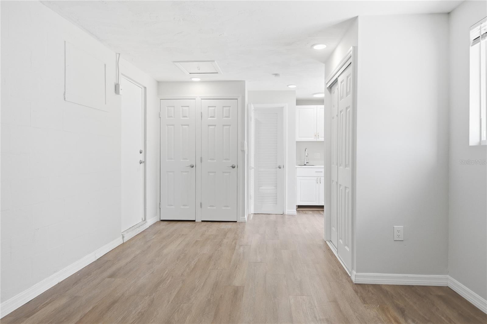4810 GUARDIAN AVE — photo 32