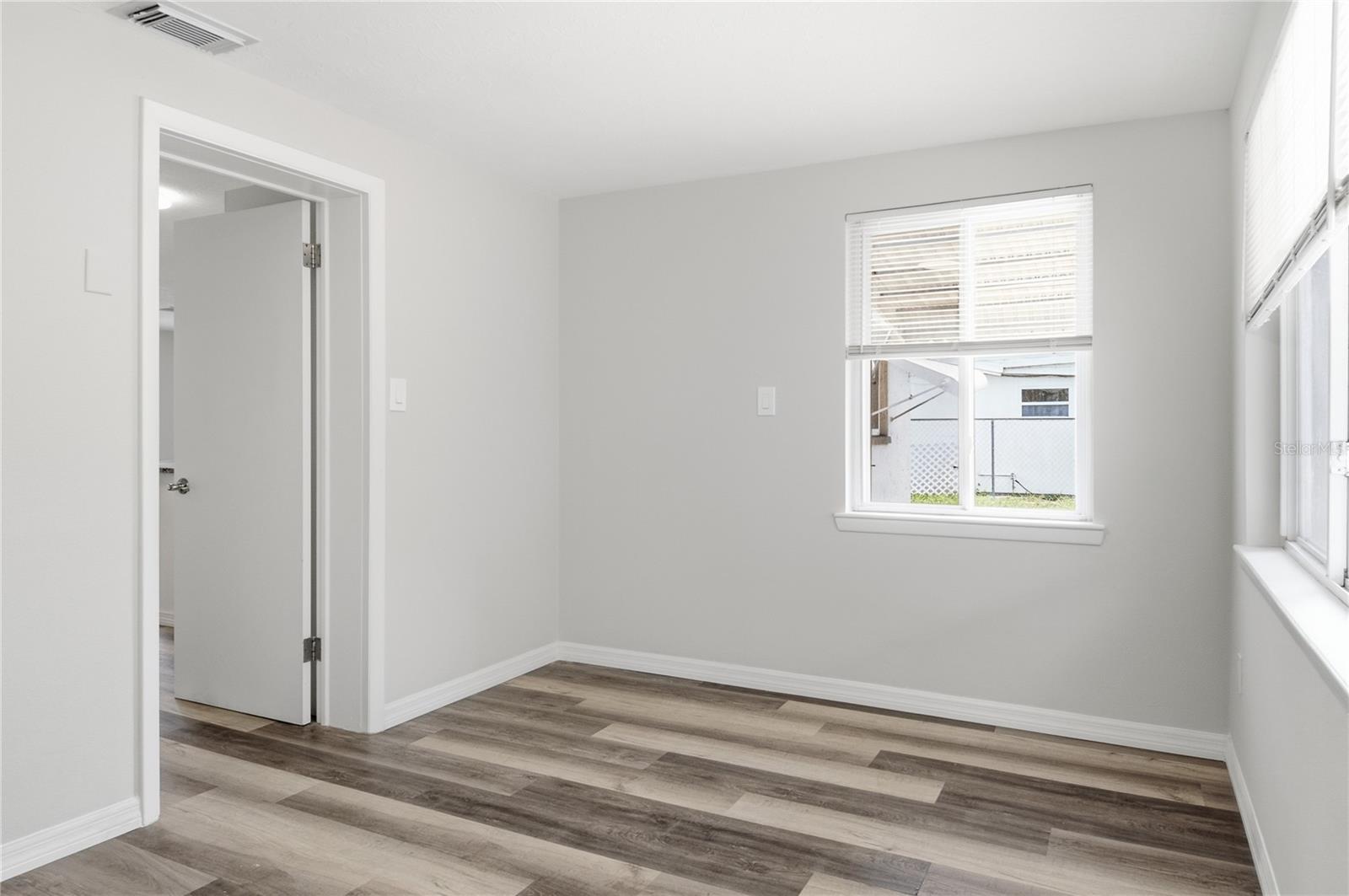 4810 GUARDIAN AVE — photo 22