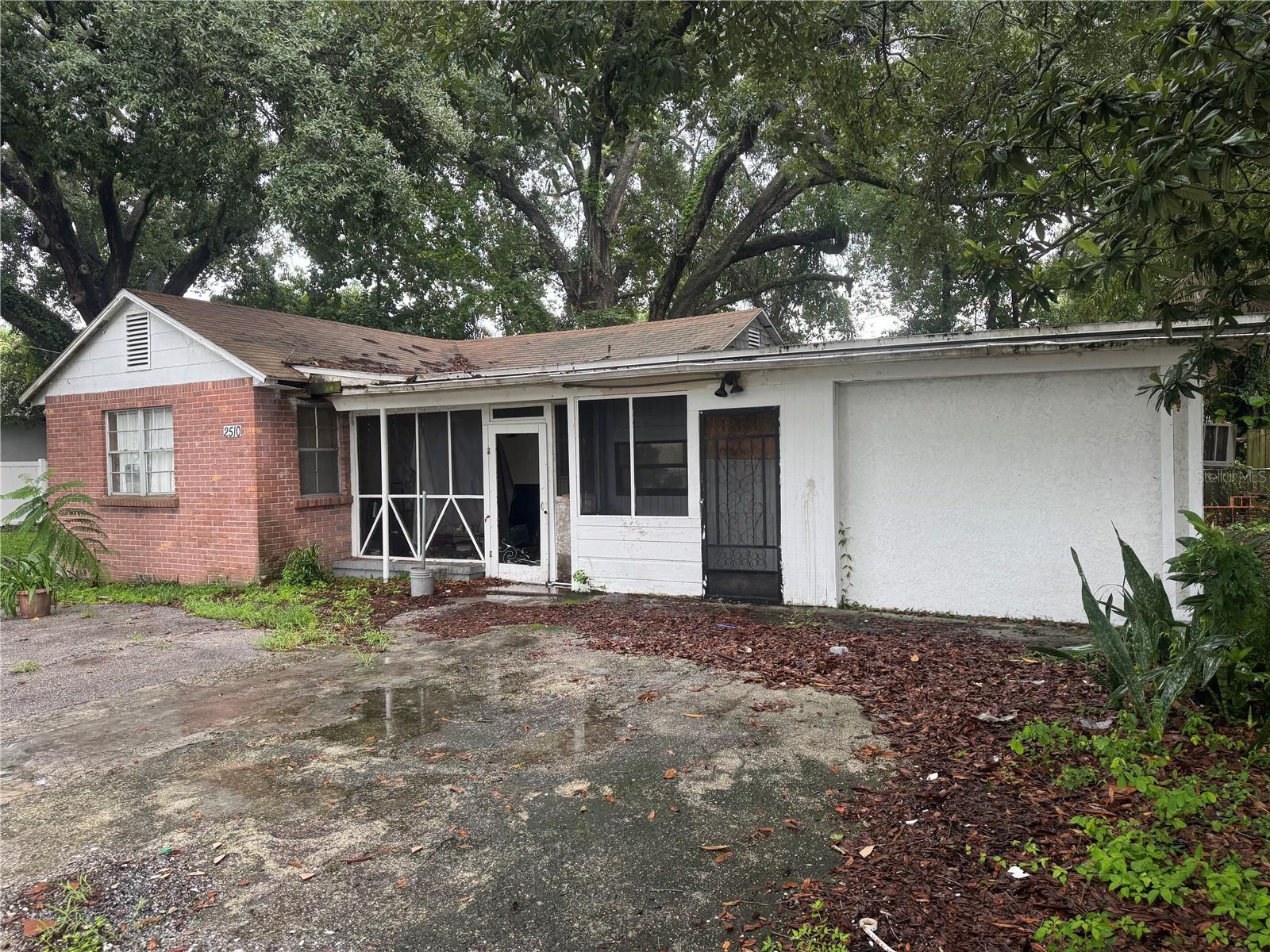 2510 W HENRY AVE — photo 3