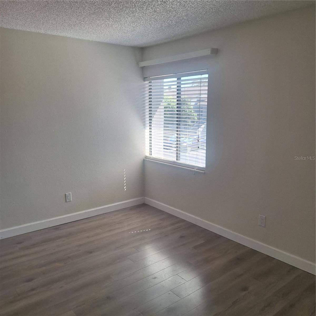 2377 LAKE HEATHER HEIGHTS CT #2377 — photo 10