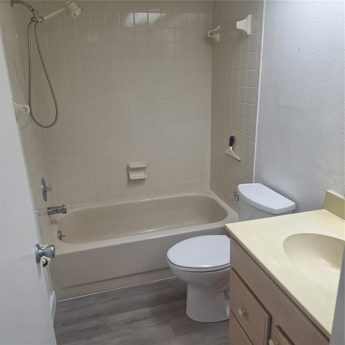 2377 LAKE HEATHER HEIGHTS CT #2377 — photo 13