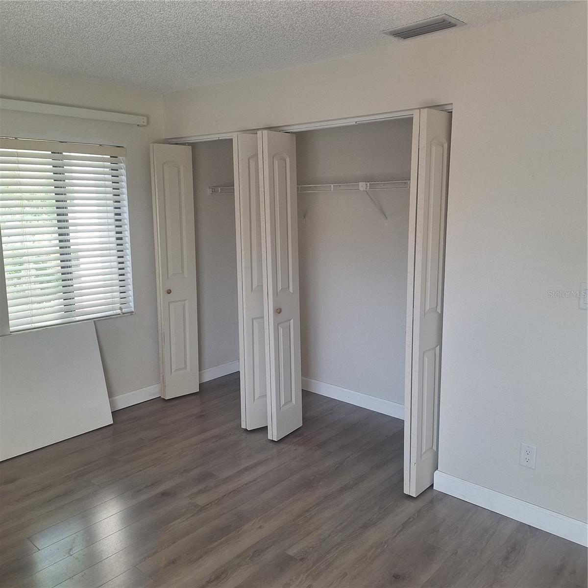 2377 LAKE HEATHER HEIGHTS CT #2377 — photo 9