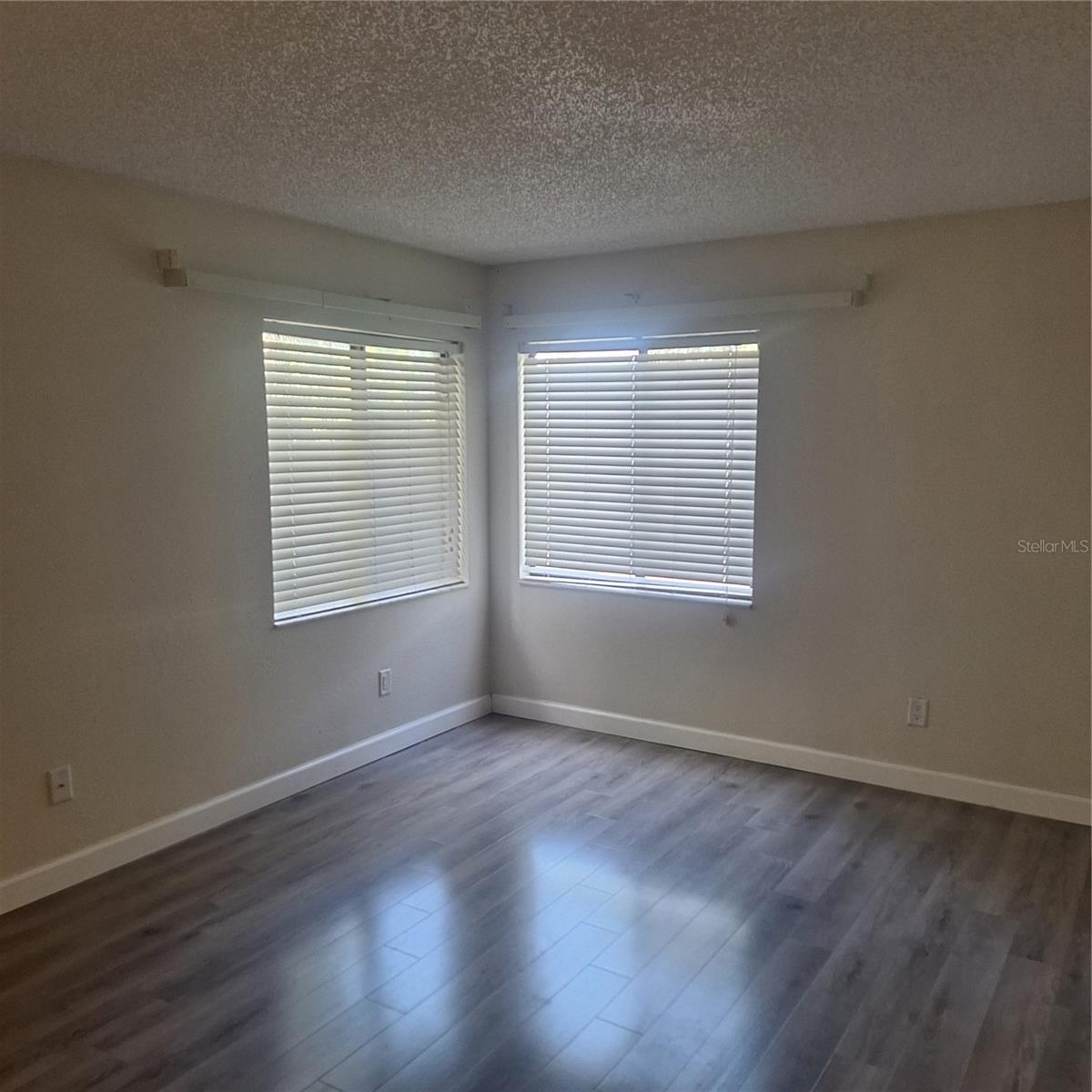 2377 LAKE HEATHER HEIGHTS CT #2377 — photo 14