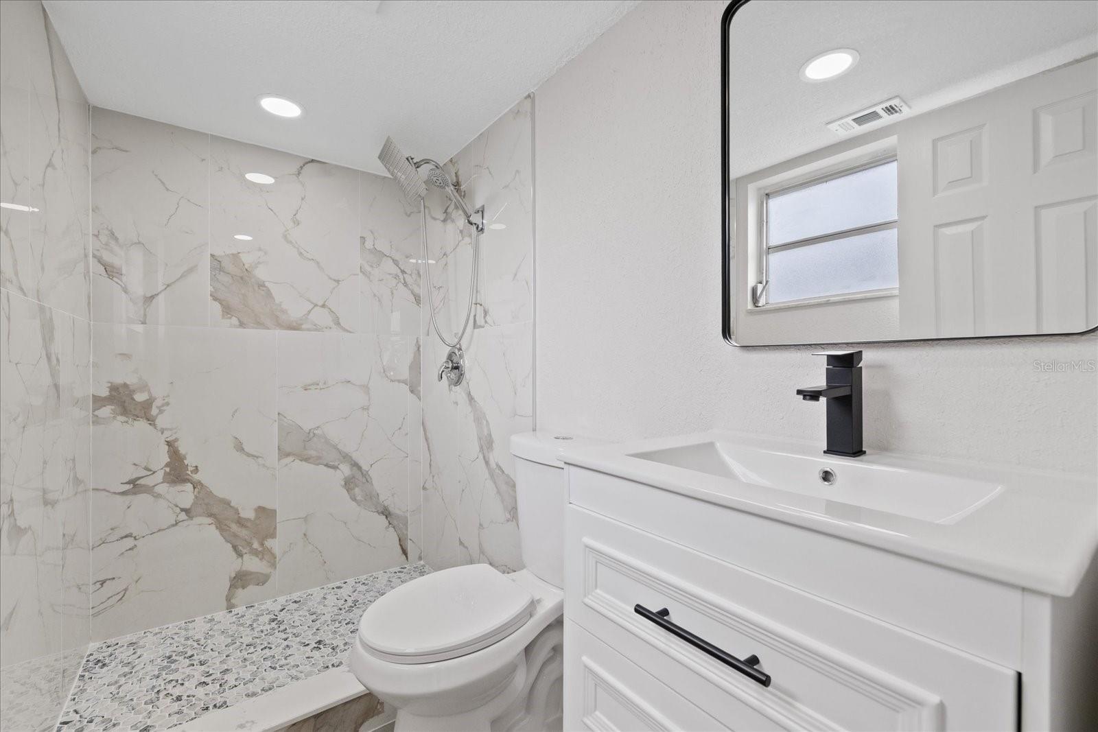 9401 GLEN MOOR LN — photo 17