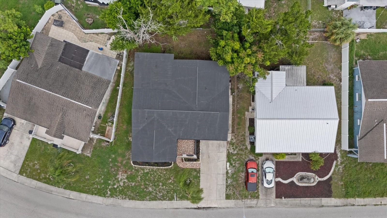 9401 GLEN MOOR LN — photo 39