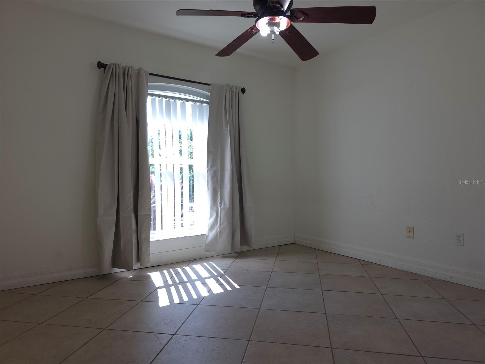 4943 BECKHAM CT — photo 42
