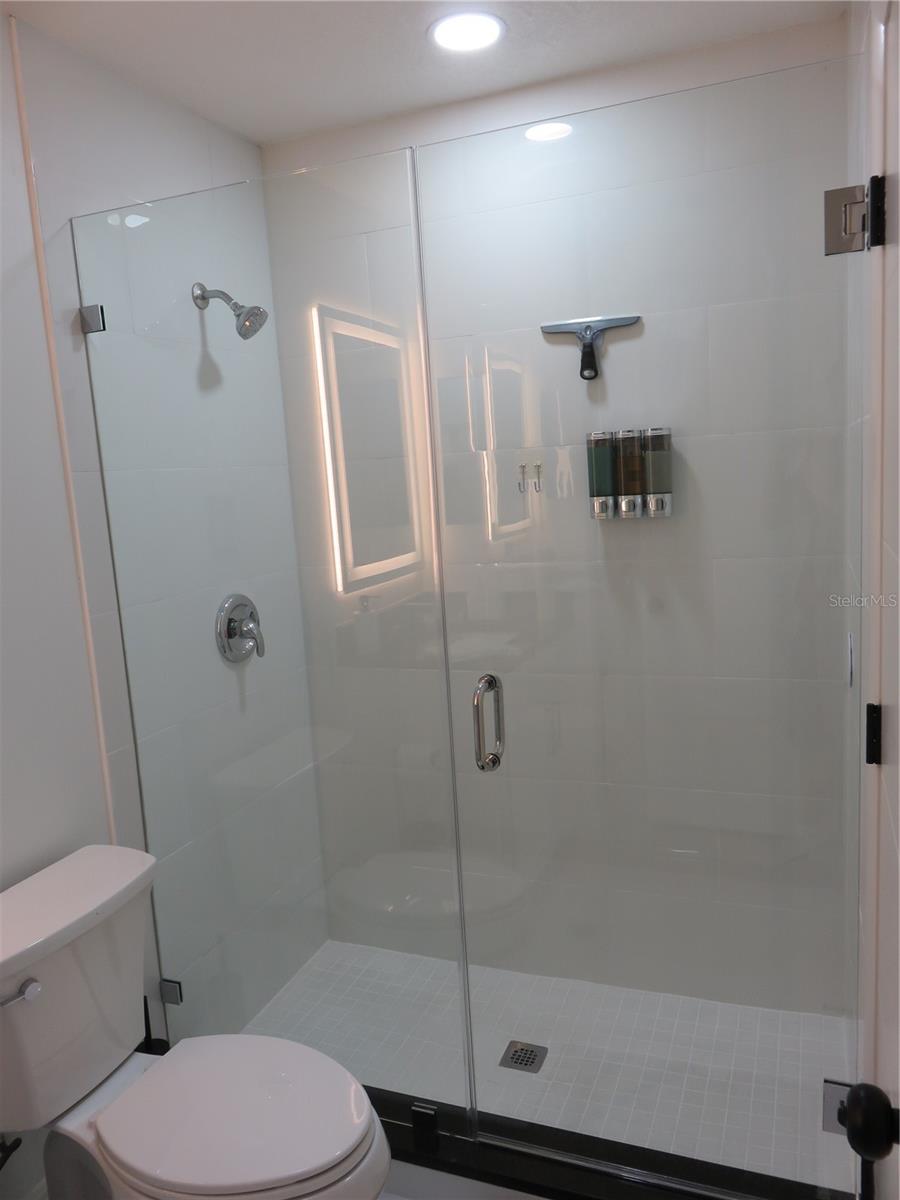5401 SWEETWATER TERRACE CIR #5401 — photo 16