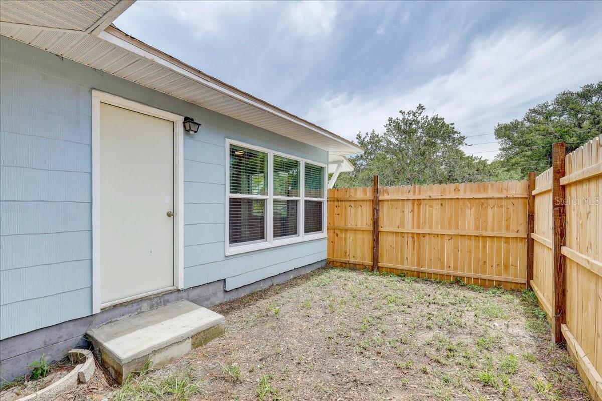 2901 DR MARTIN LUTHER KING JR ST S — photo 10