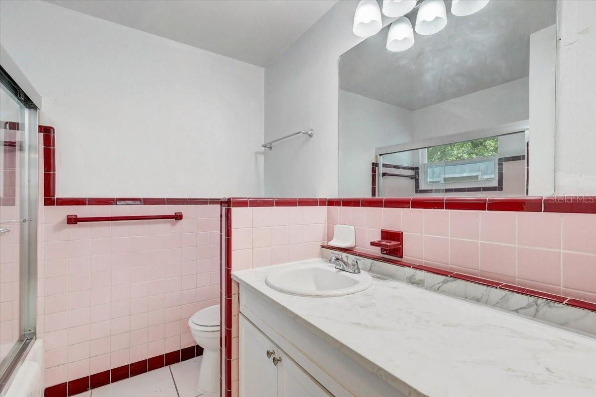 2901 DR MARTIN LUTHER KING JR ST S — photo 28
