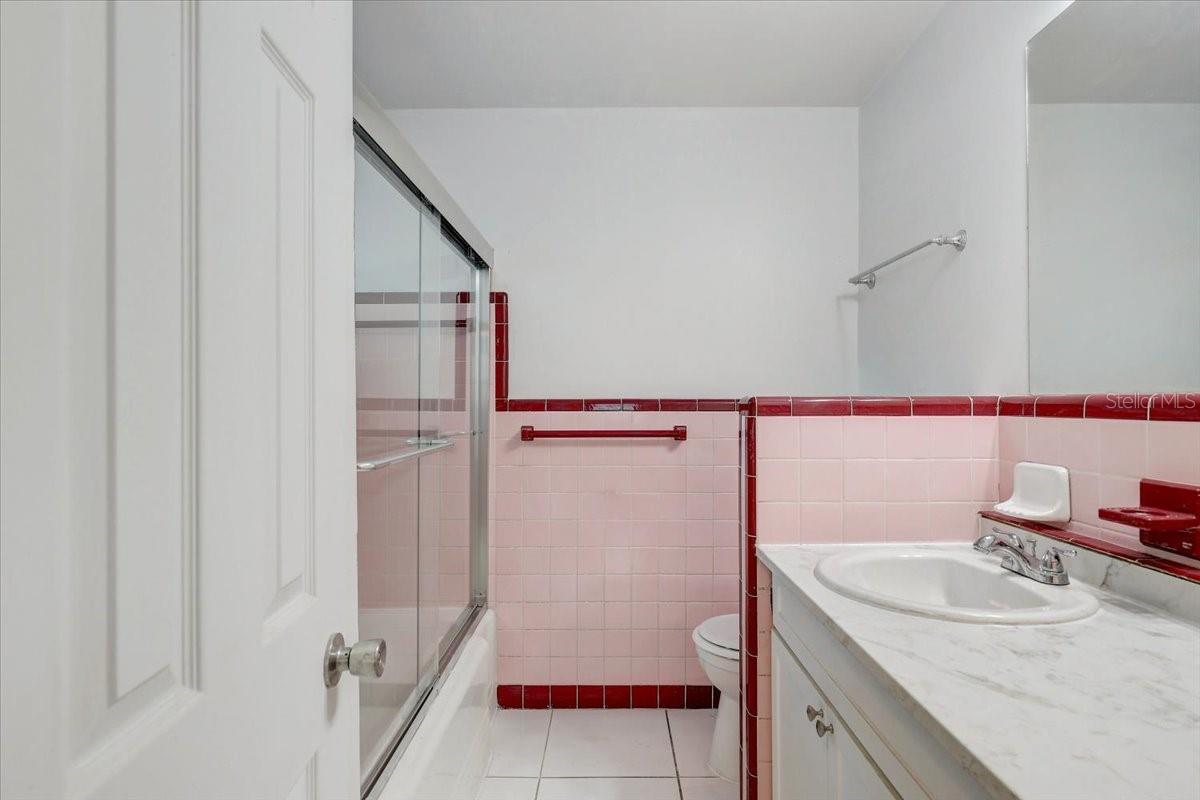 2901 DR MARTIN LUTHER KING JR ST S — photo 31