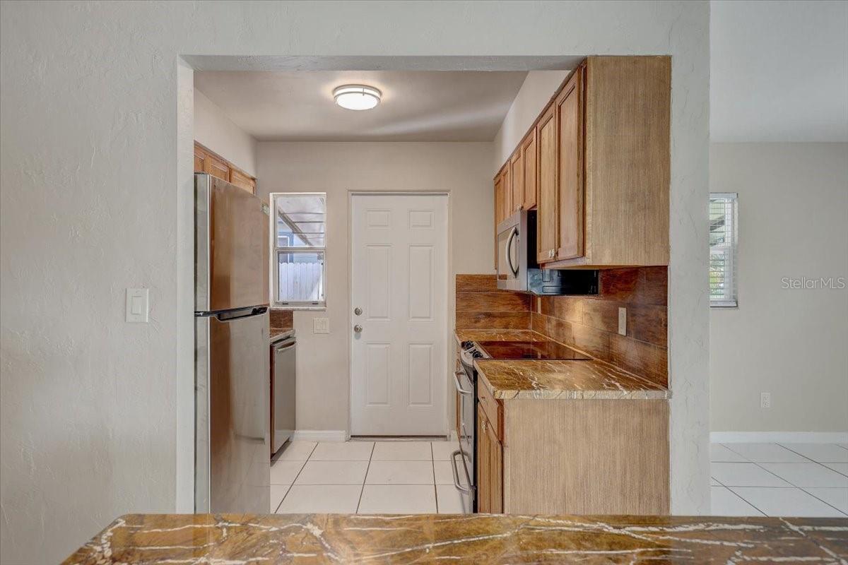 2901 DR MARTIN LUTHER KING JR ST S — photo 20