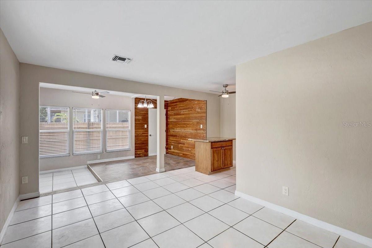 2901 DR MARTIN LUTHER KING JR ST S — photo 16