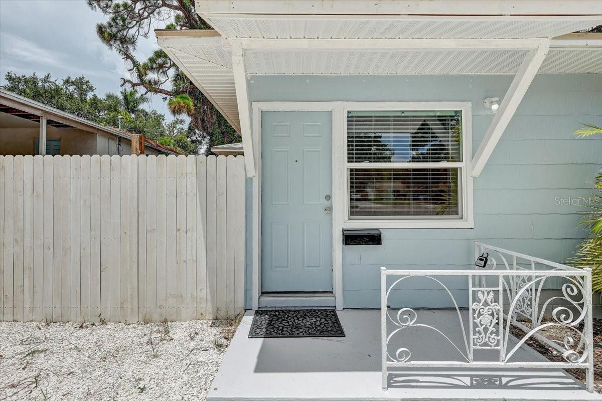 2901 DR MARTIN LUTHER KING JR ST S — photo 2