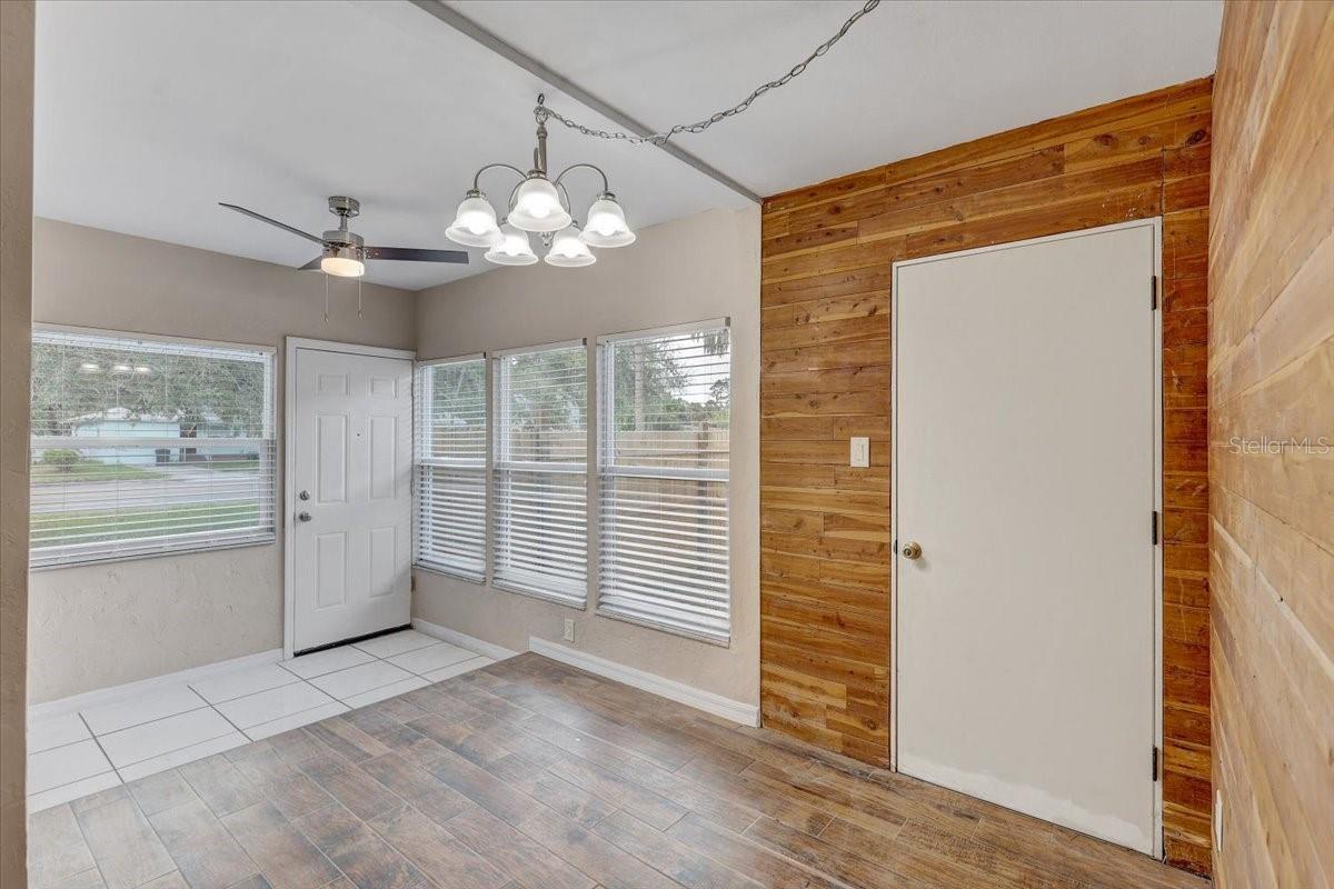2901 DR MARTIN LUTHER KING JR ST S — photo 14