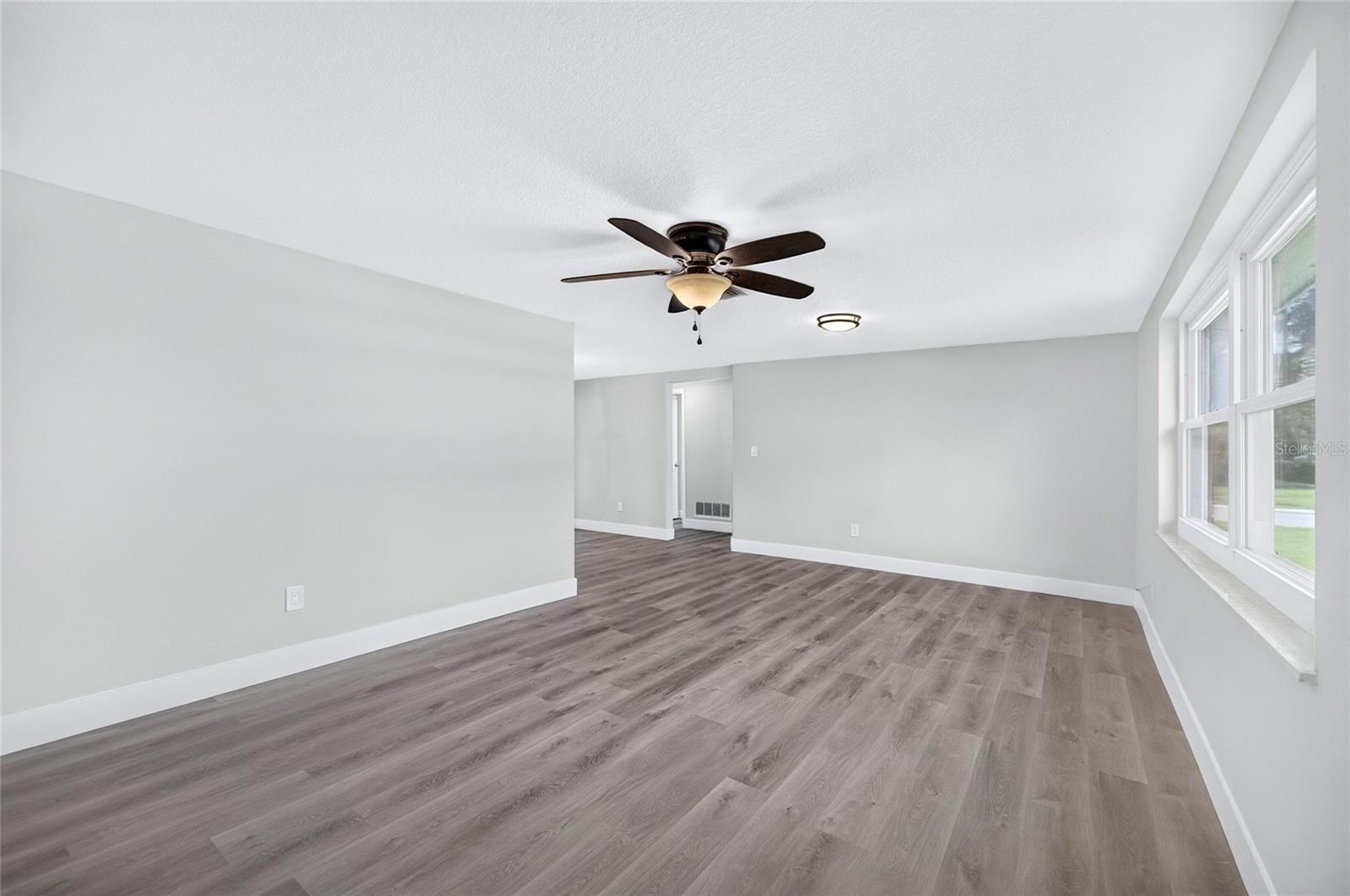 5627 BERLIN DR — photo 7