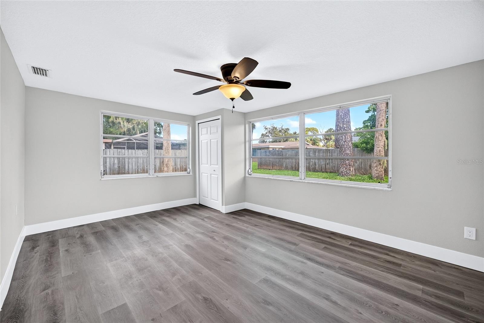 5627 BERLIN DR — photo 39