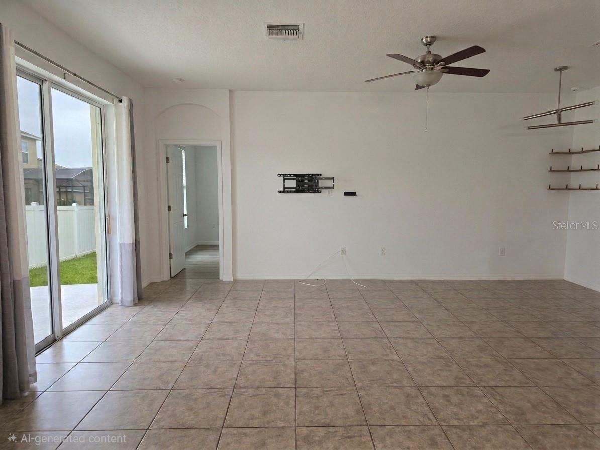 3998 PACENTE LOOP — photo 12