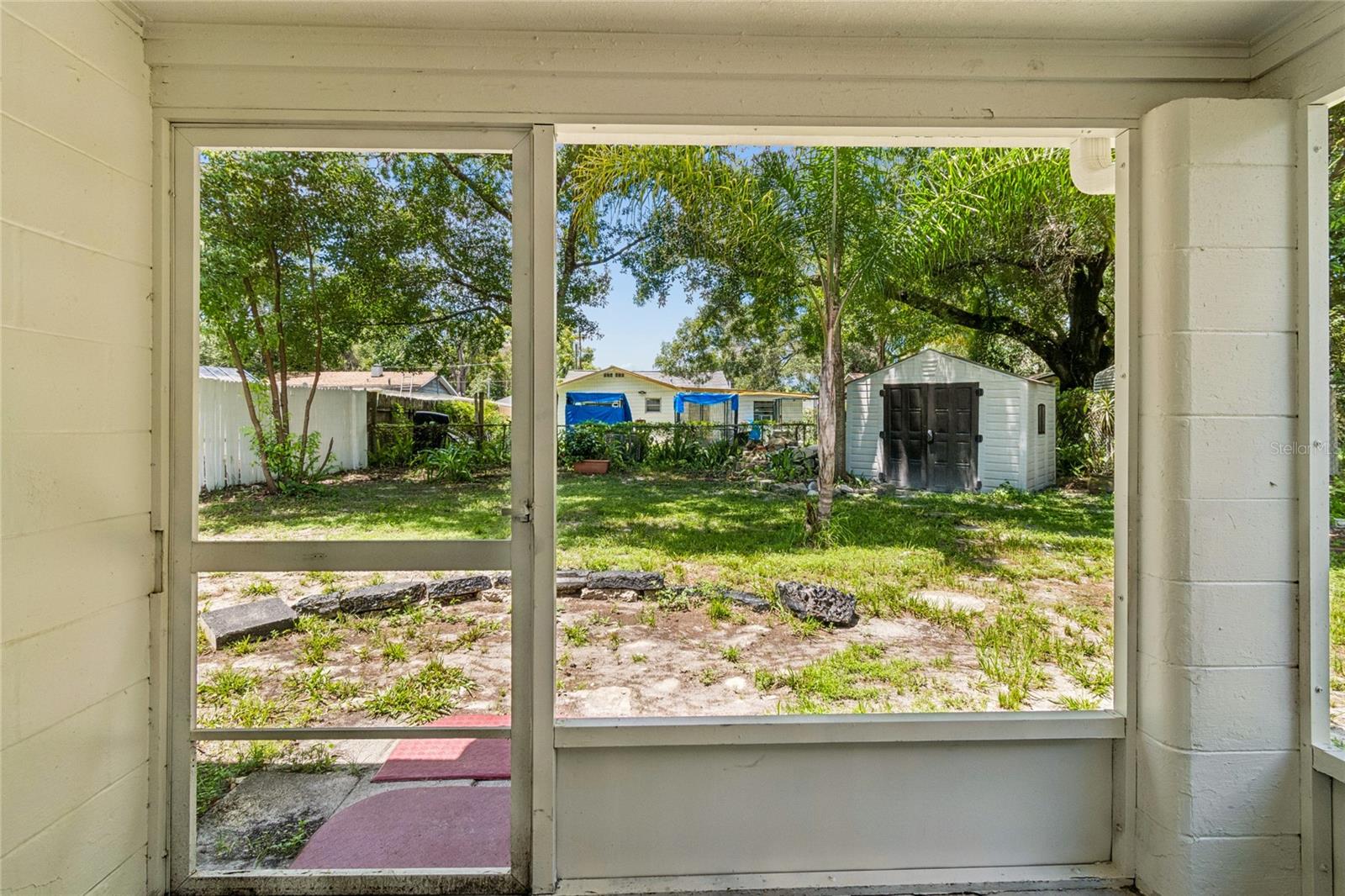 1614 E MAPLE AVE — photo 49