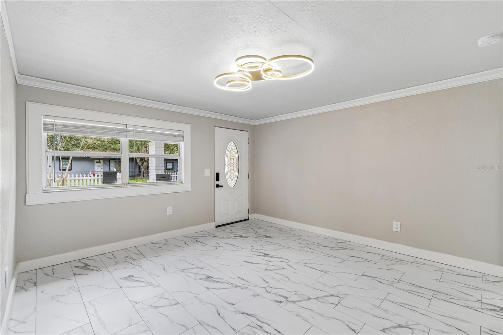 1614 E MAPLE AVE — photo 12