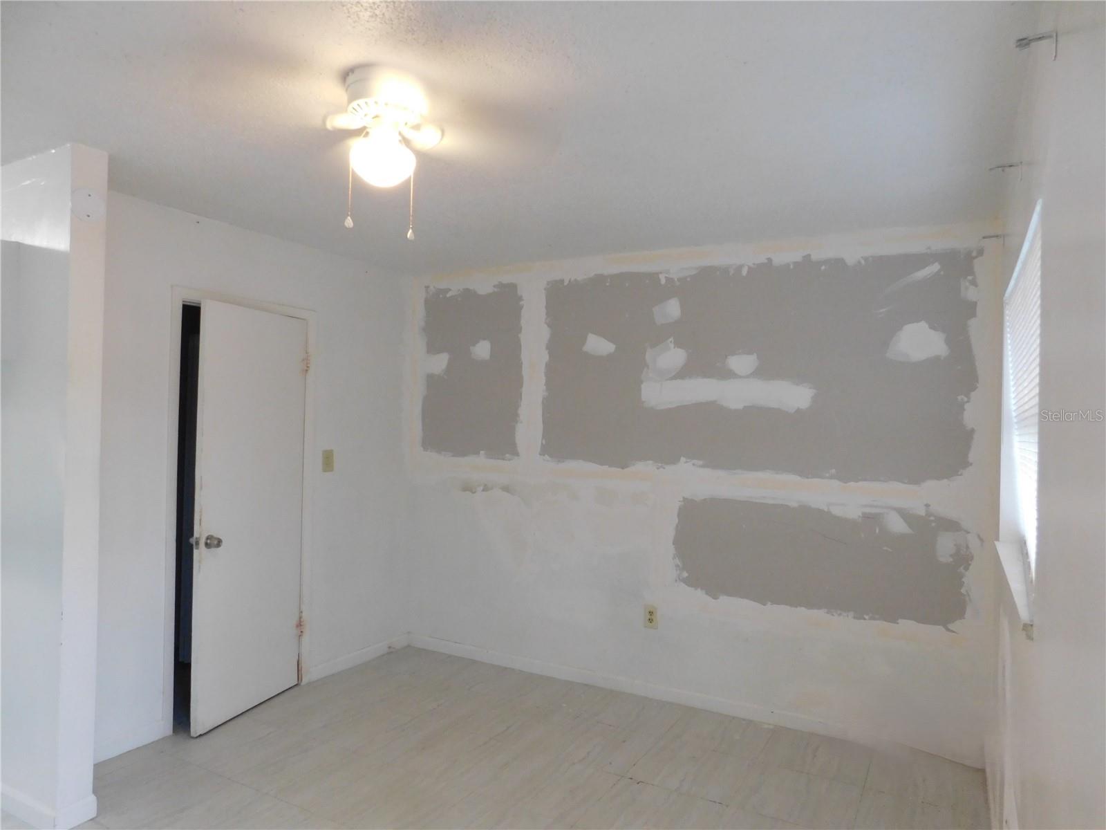 1402 MALUHIA DR — photo 23