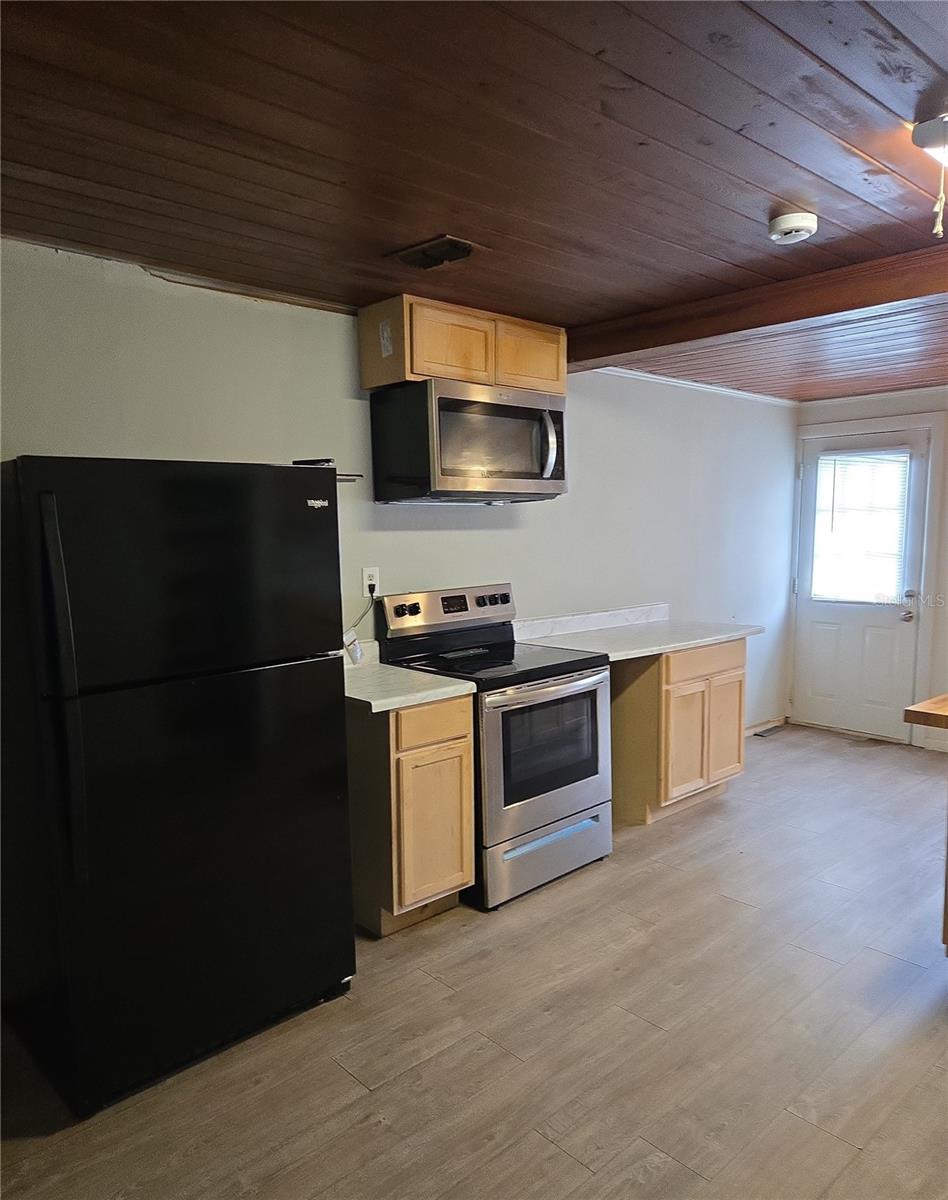 1402 MALUHIA DR — photo 18