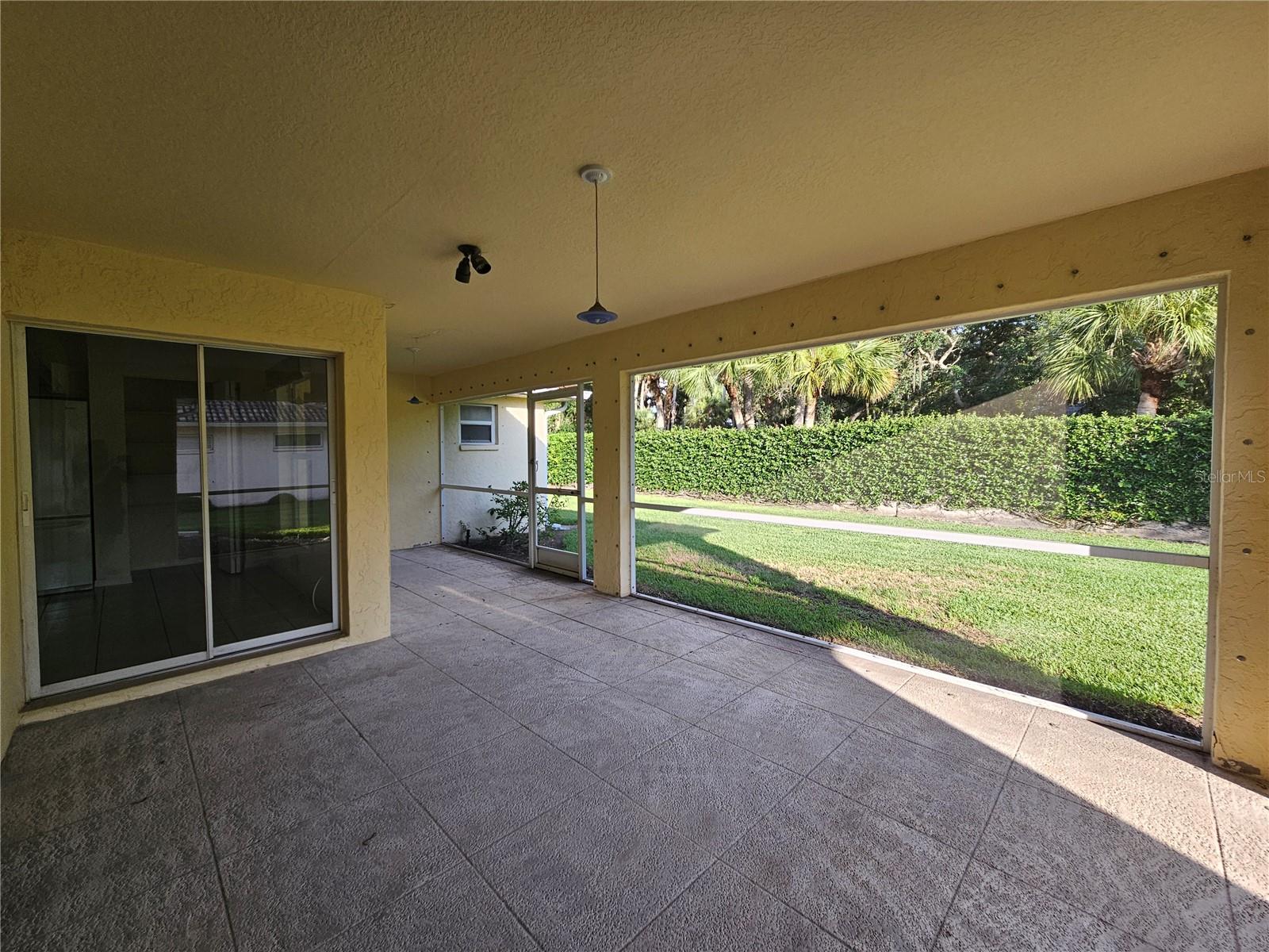 6628 DEERING CIR — photo 18