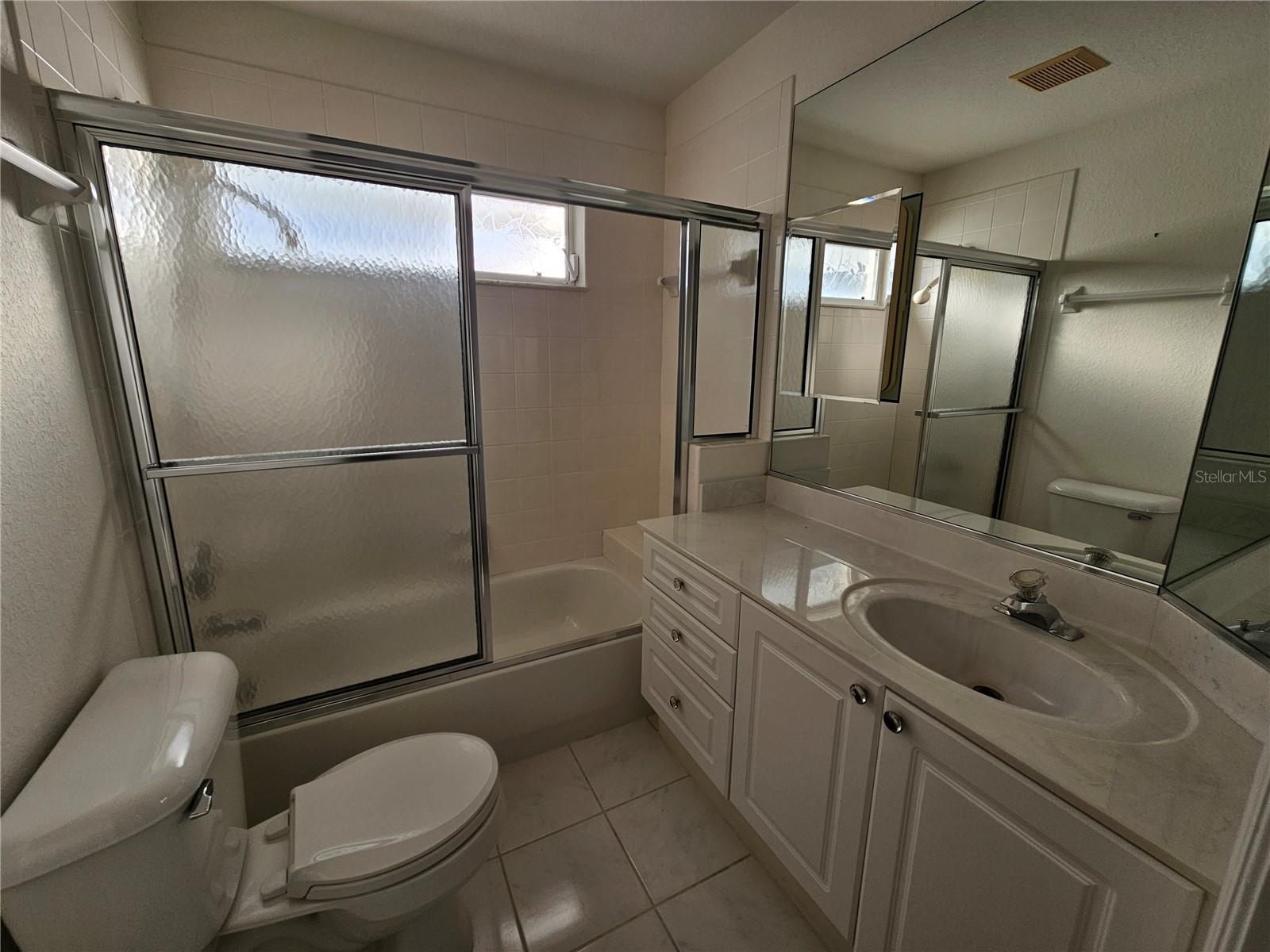 6628 DEERING CIR — photo 10