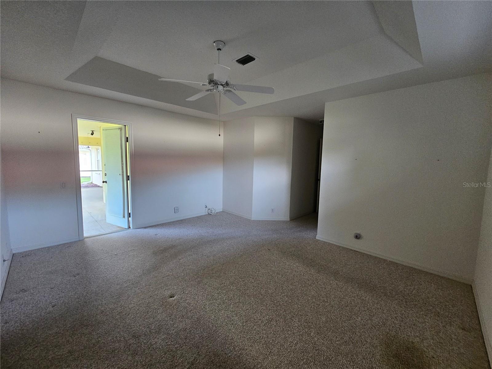 6628 DEERING CIR — photo 13