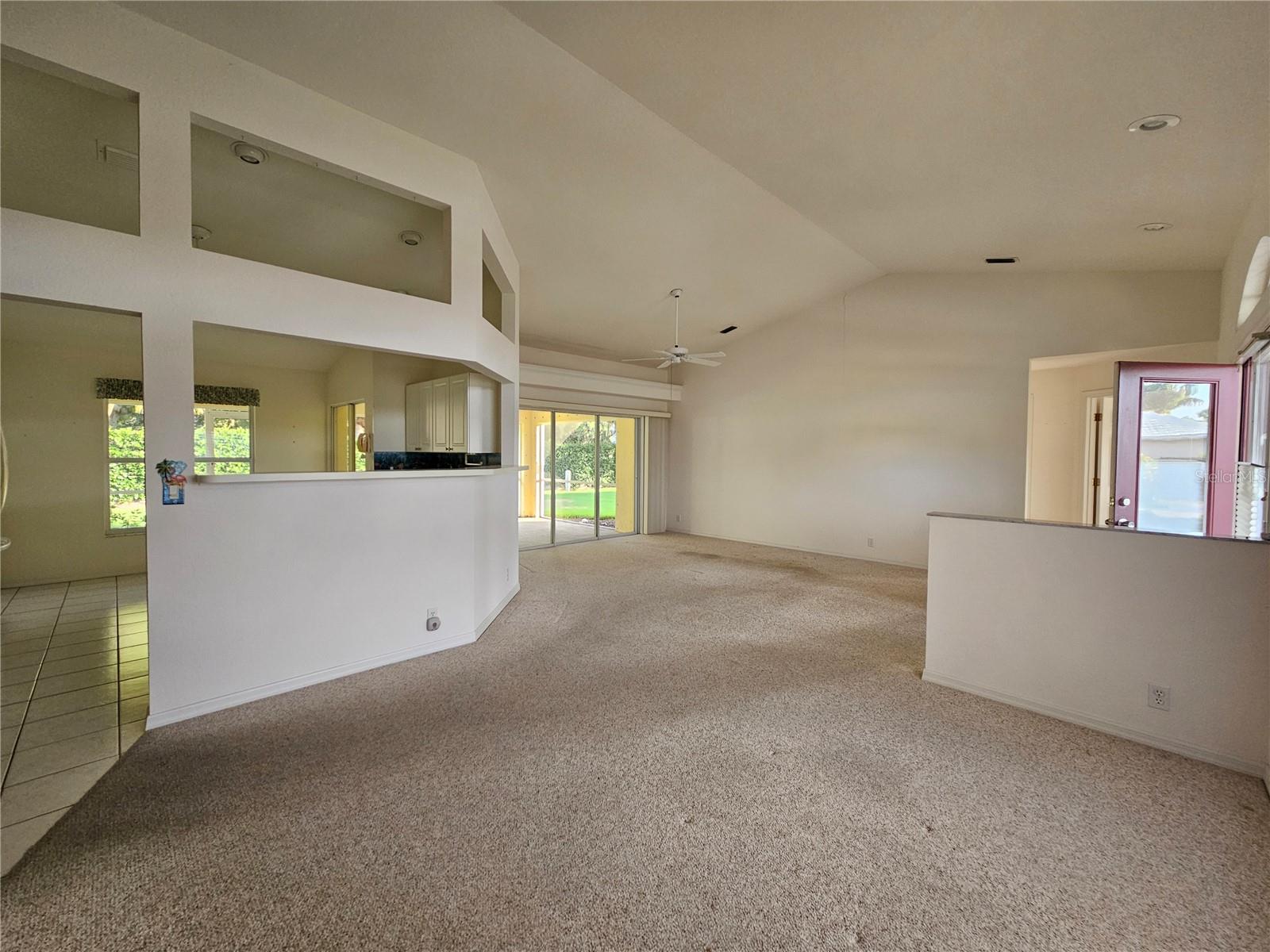 6628 DEERING CIR — photo 5