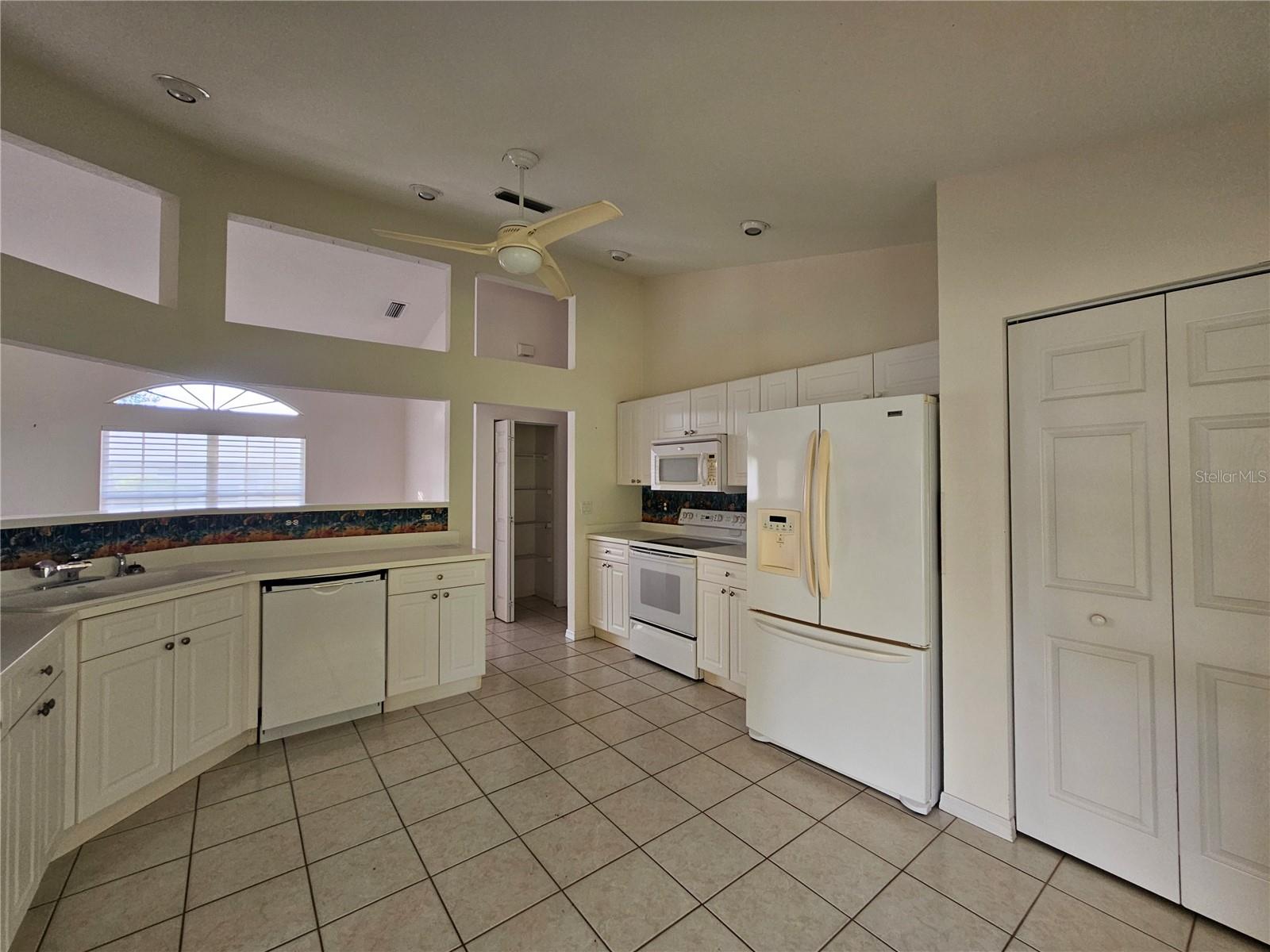6628 DEERING CIR — photo 7