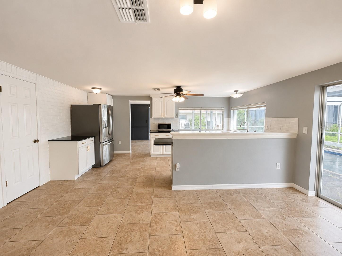 12407 WEATHERSTONE ROW — photo 9