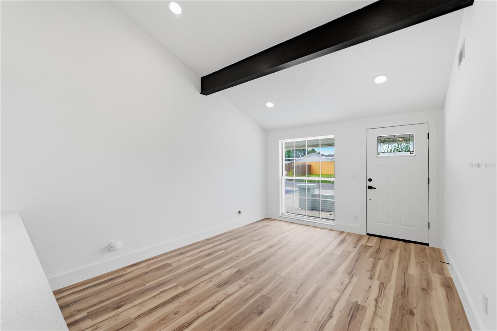 8602 BRIAR GROVE CIR — photo 11