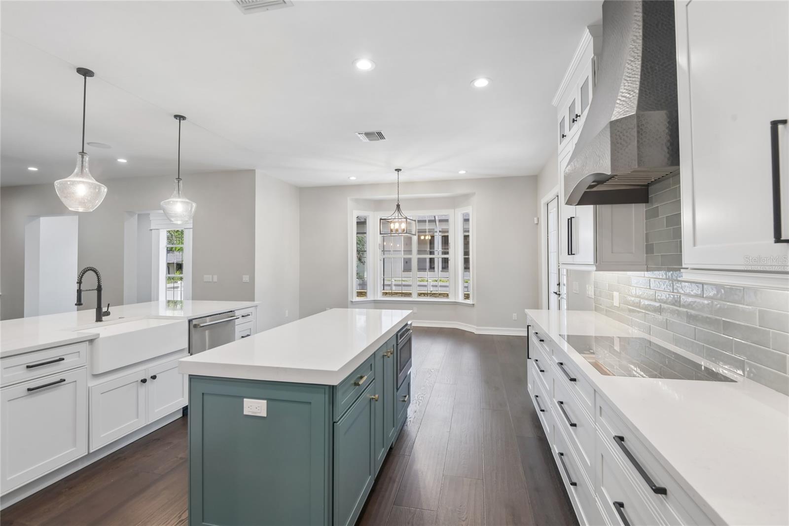 5105 W NEPTUNE WAY — photo 2