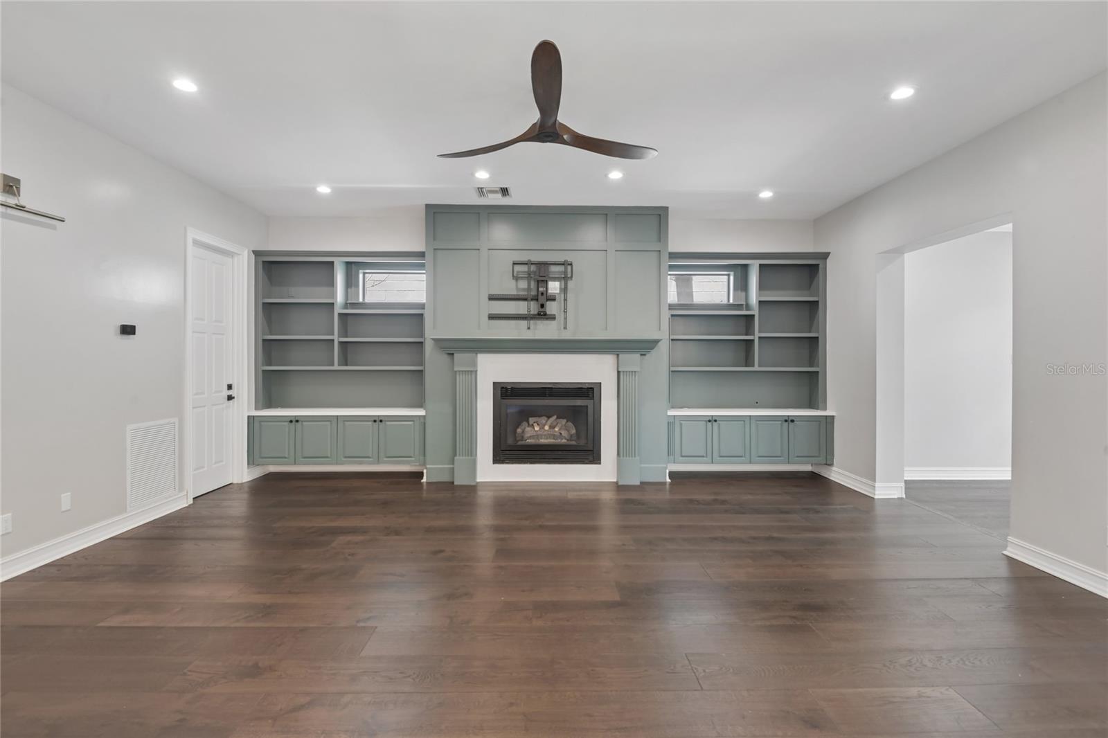 5105 W NEPTUNE WAY — photo 41
