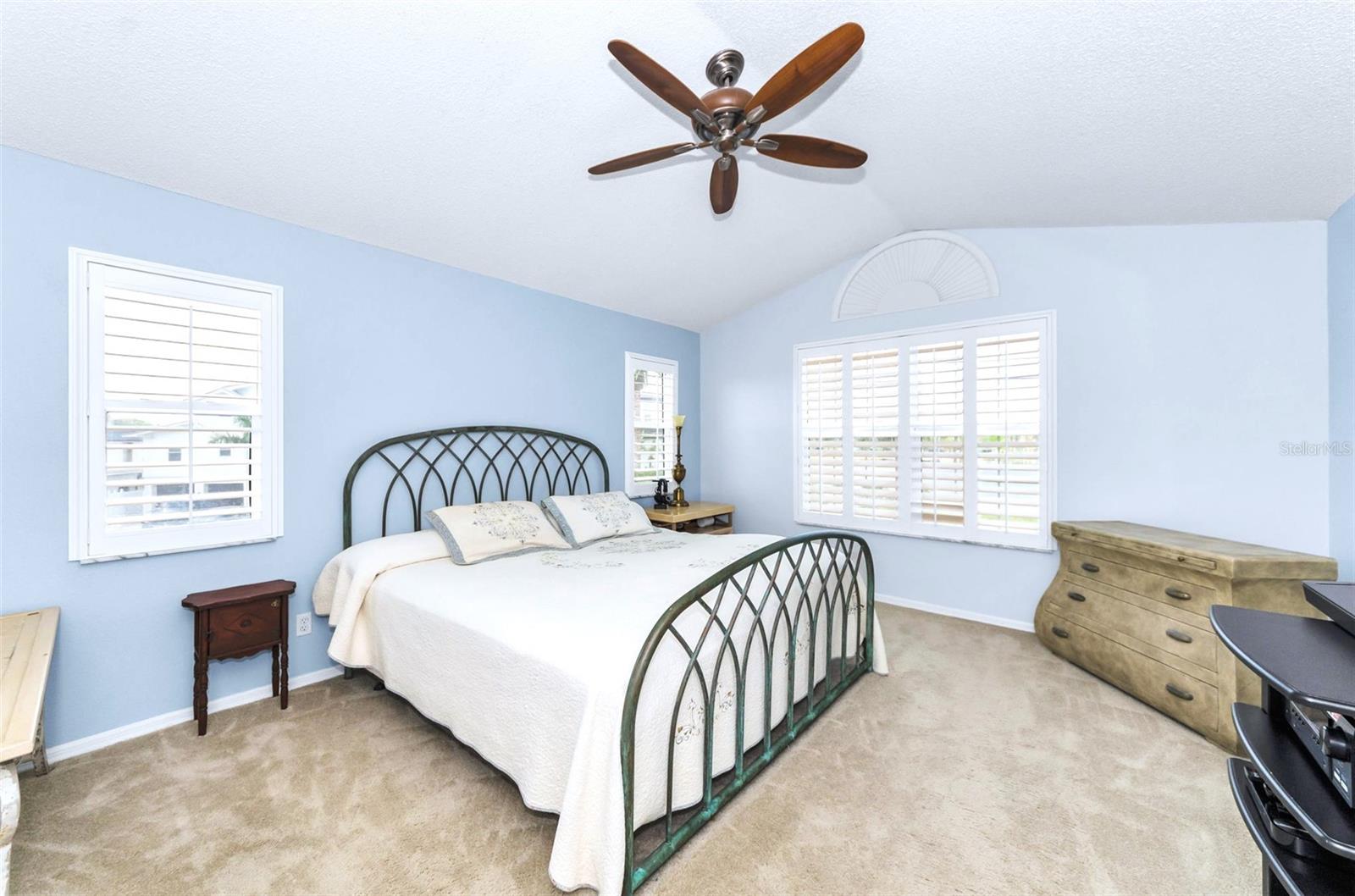 8001 BRIGHTON DR — photo 38