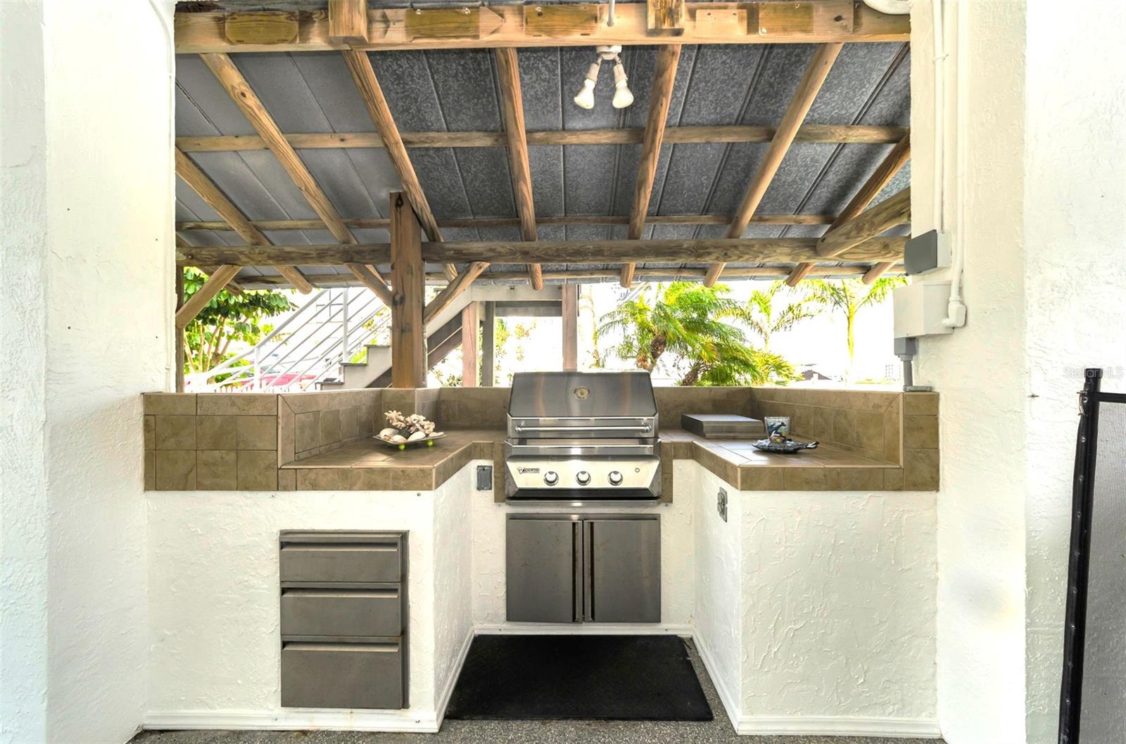 8001 BRIGHTON DR — photo 58