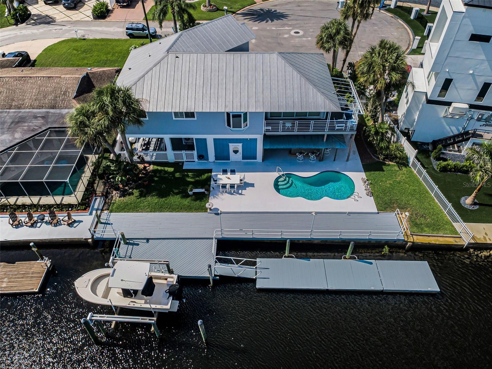 8001 BRIGHTON DR — photo 6