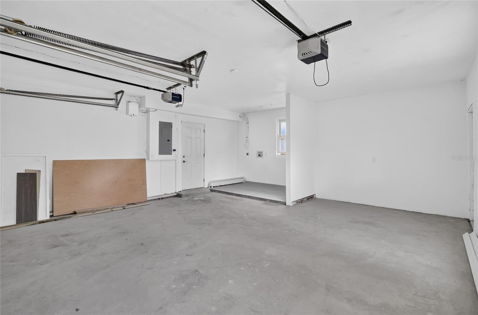 120 81ST AVE NE — photo 39