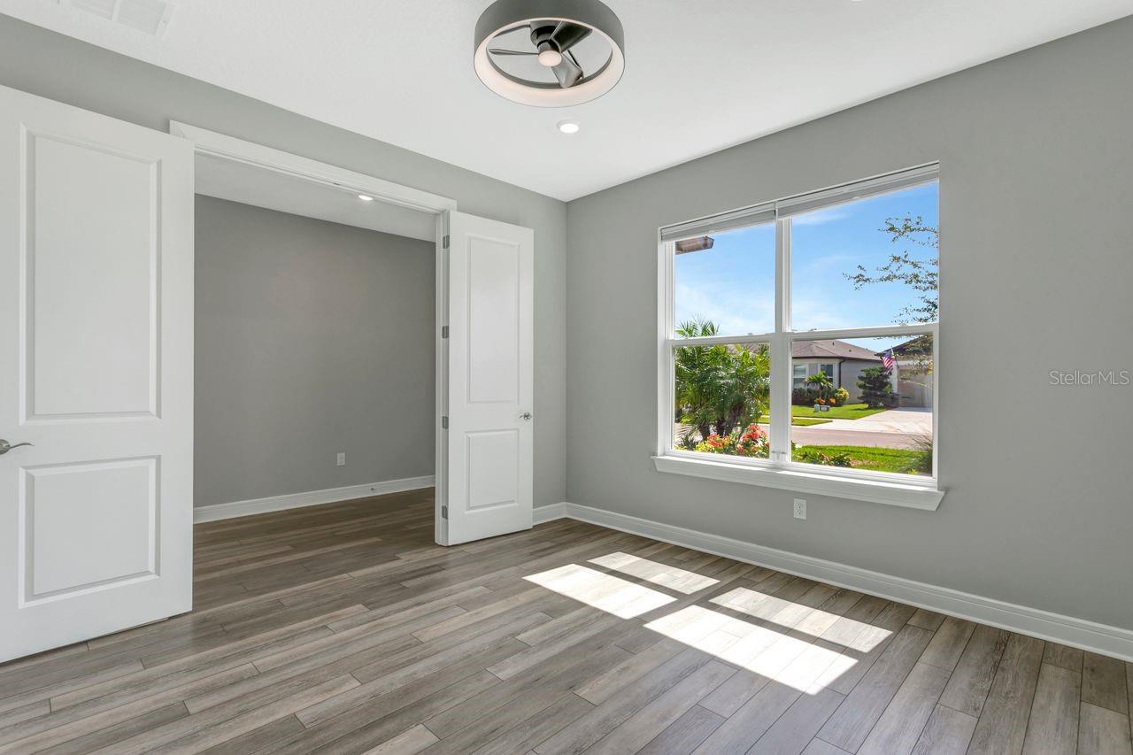 9909 LONGMEADOW AVE — photo 36