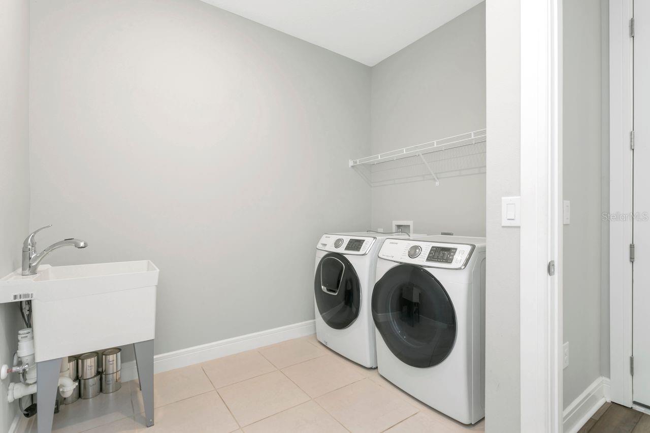 9909 LONGMEADOW AVE — photo 33