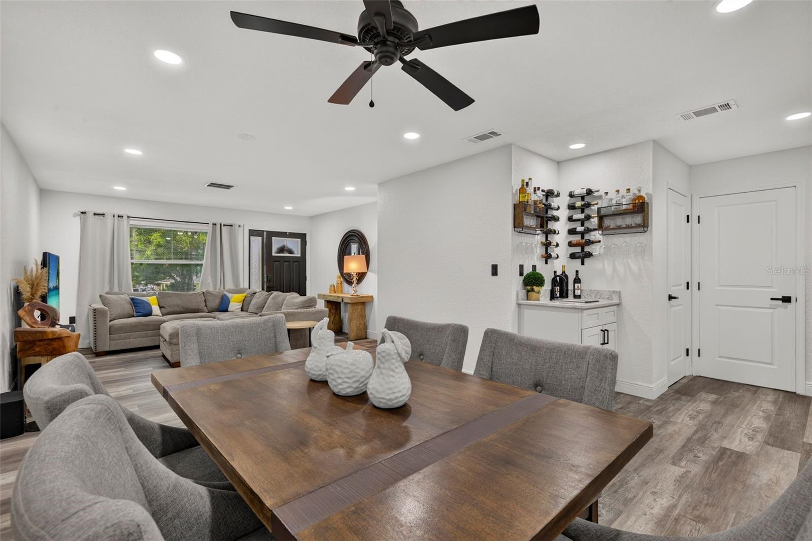 1435 BURNING TREE RD — photo 13