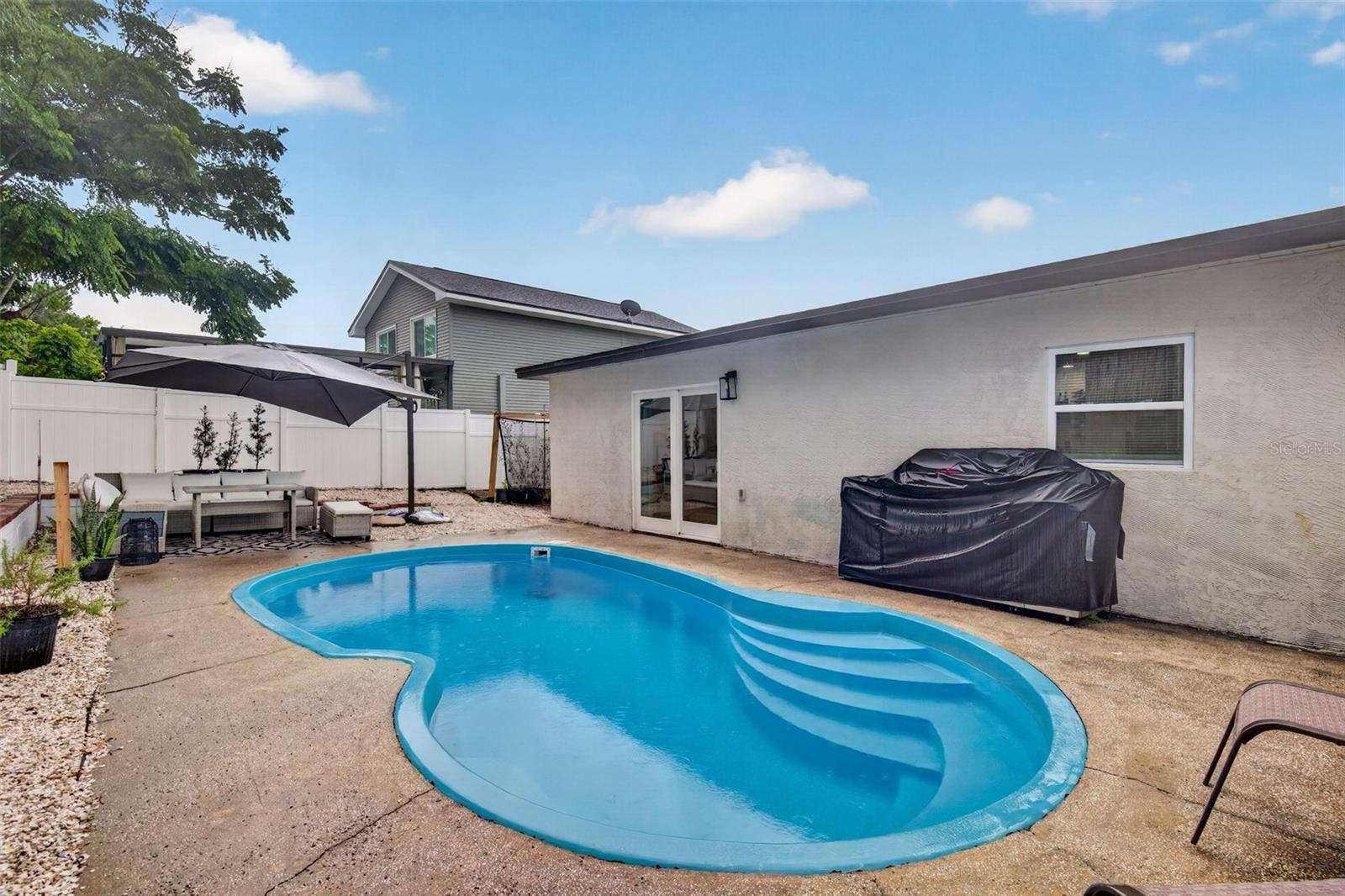 1435 BURNING TREE RD — photo 43