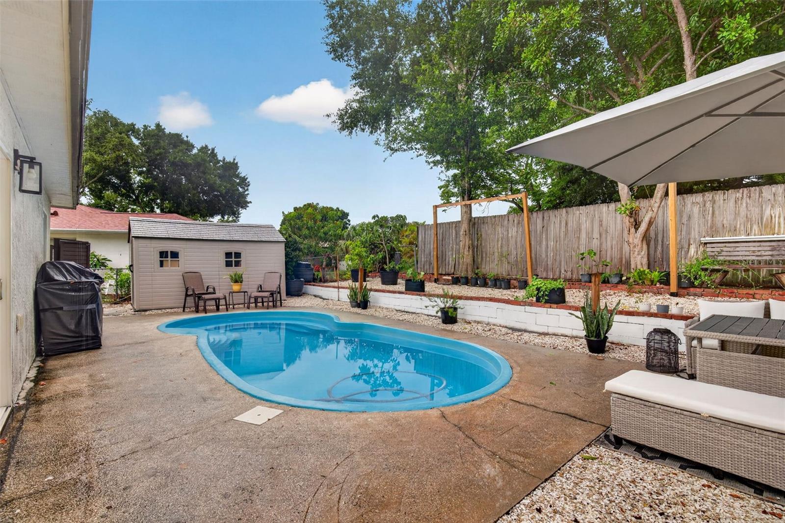 1435 BURNING TREE RD — photo 38