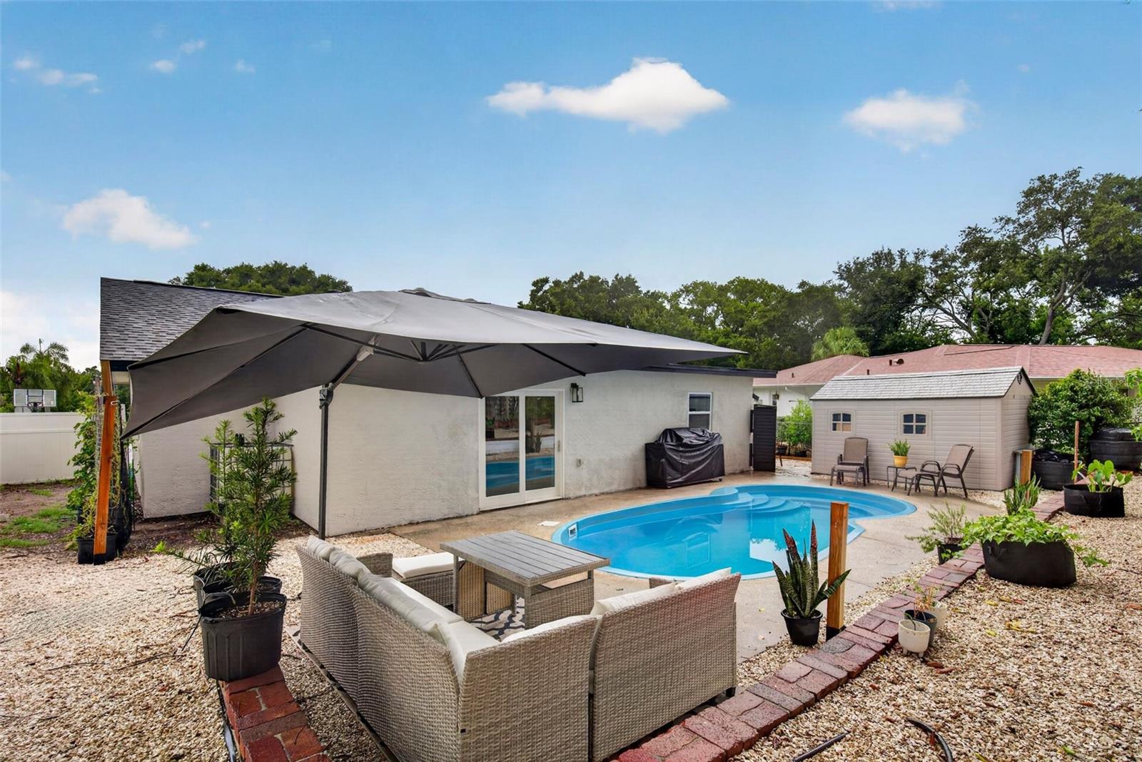1435 BURNING TREE RD — photo 40